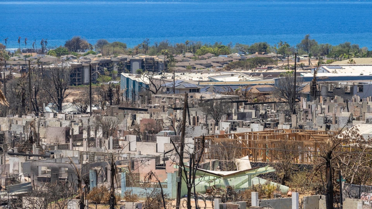 FEMA entrega $5.6 millones a víctimas de incendios
