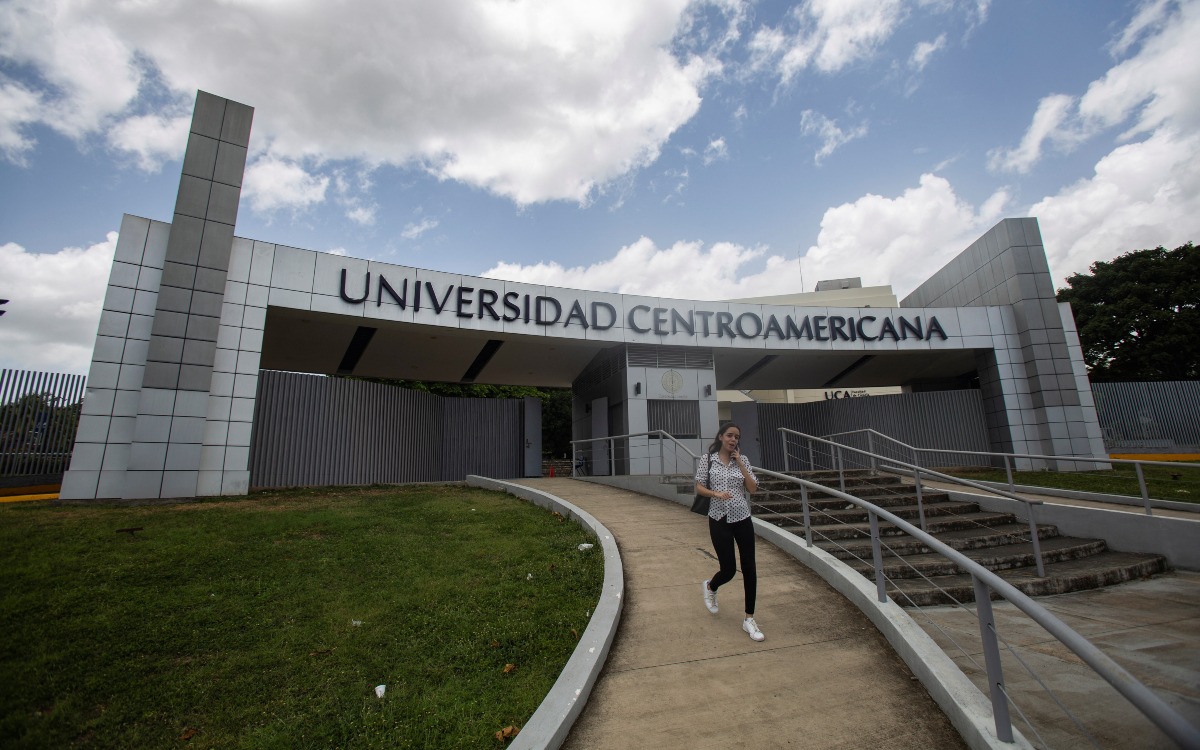 Gobierno de Nicaragua confisca residencia de sacerdotes que trabajan en la UCA