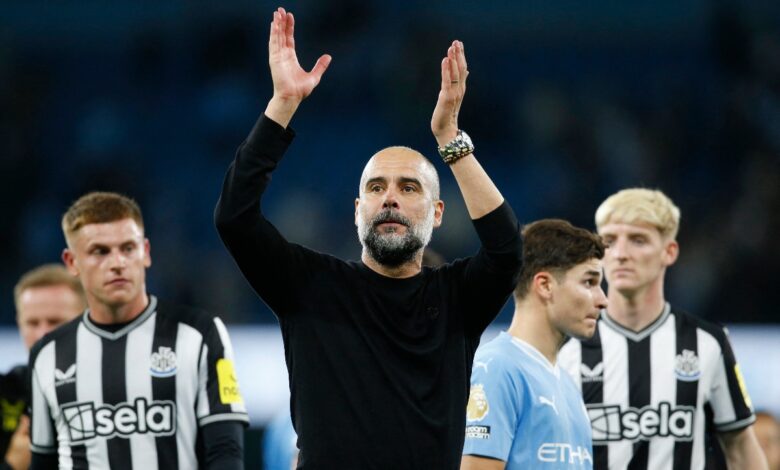 Guardiola será baja del Manchester City por una operación en la espalda