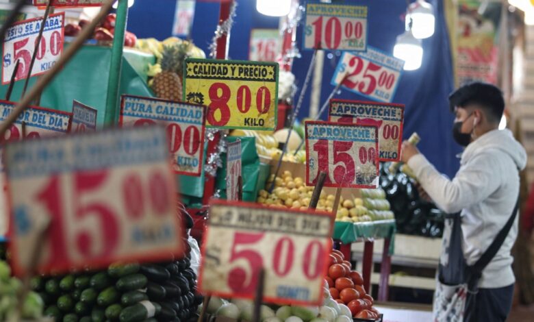 Inflación llega a nivel más bajo desde marzo de 2021: Inegi