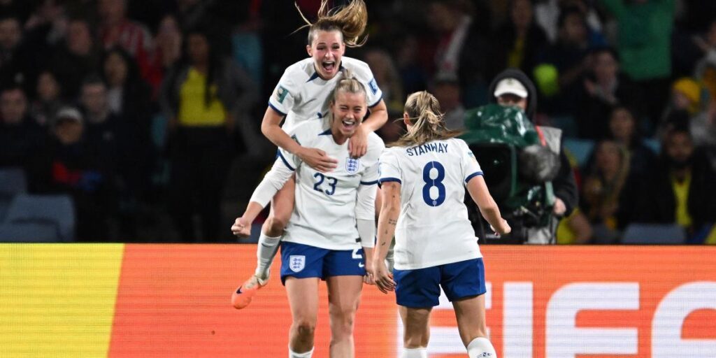 Inglaterra es la cuarta semifinalista