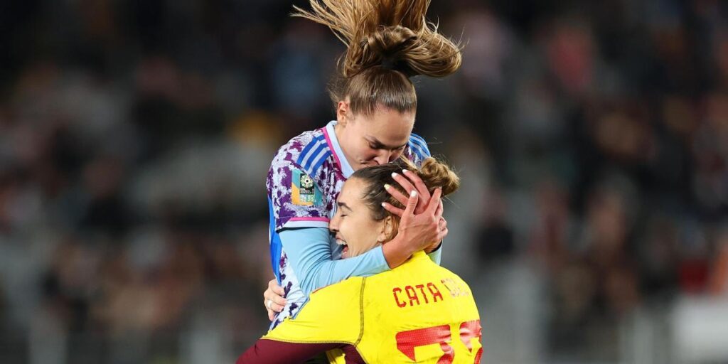 Irene Guerrero y Eva Navarro, participes en el pase de España a la semifinal