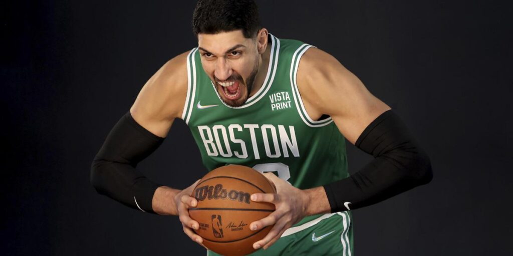 Kanter: "Metería 60 puntos cada día jugando en la WNBA"