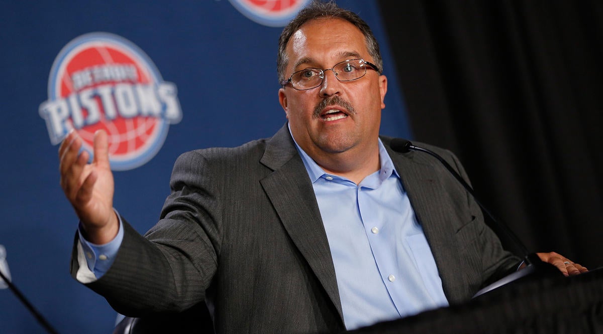 Los Detroit Pistons presentan a Stan Van Gundy Los Detroit Pistons presentan a Stan Van Gundy