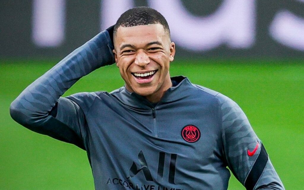 Kylian Mbappé regresa a la convocatoria del PSG