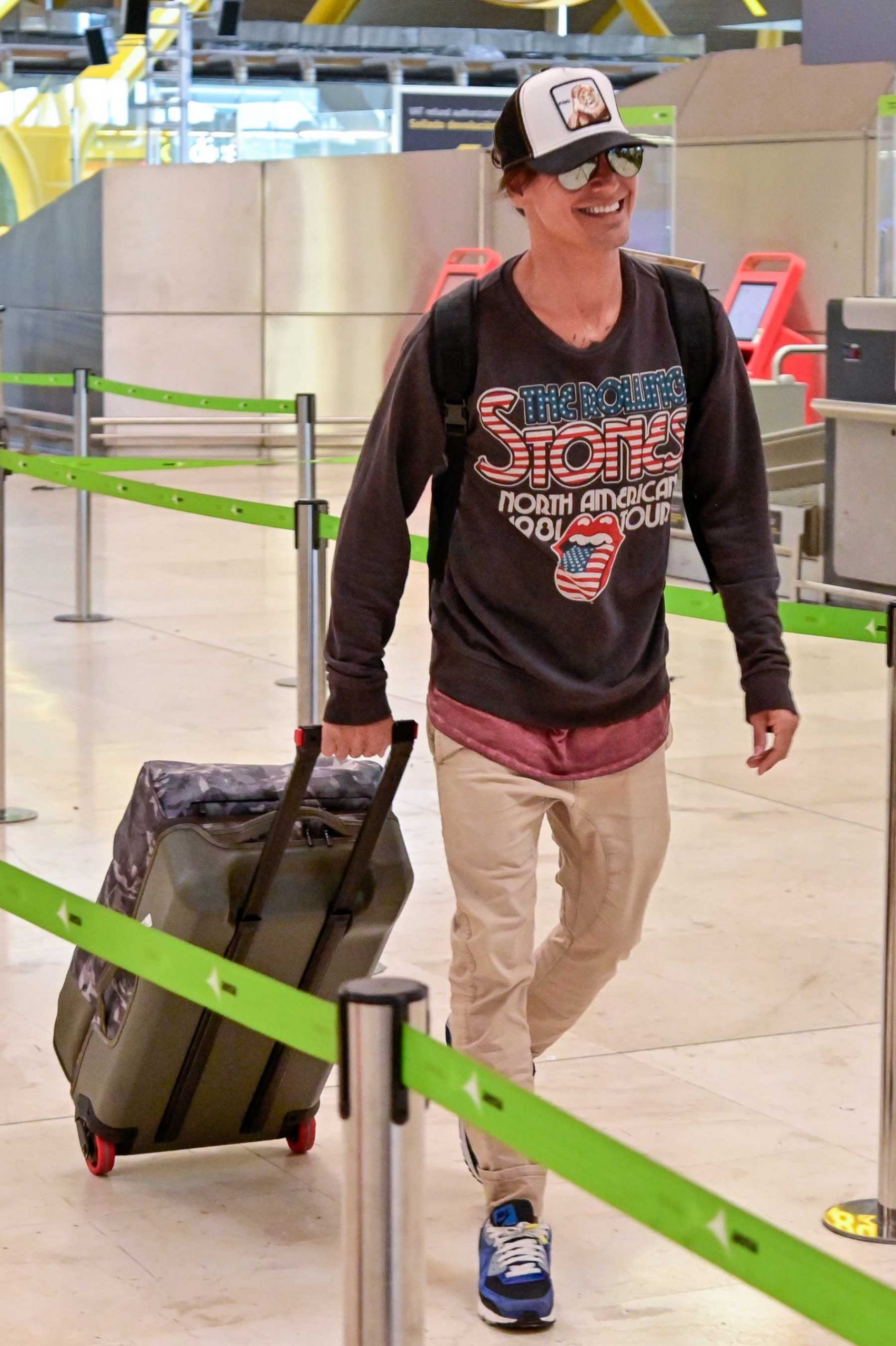 Julio José Iglesias en el aeropuerto de Madrid / Gtres