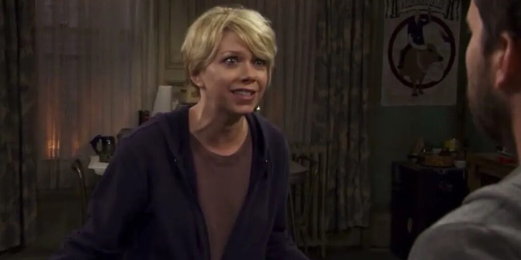 Las 10 peores cosas que la pandilla Siempre hace sol en Filadelfia le han hecho a la camarera