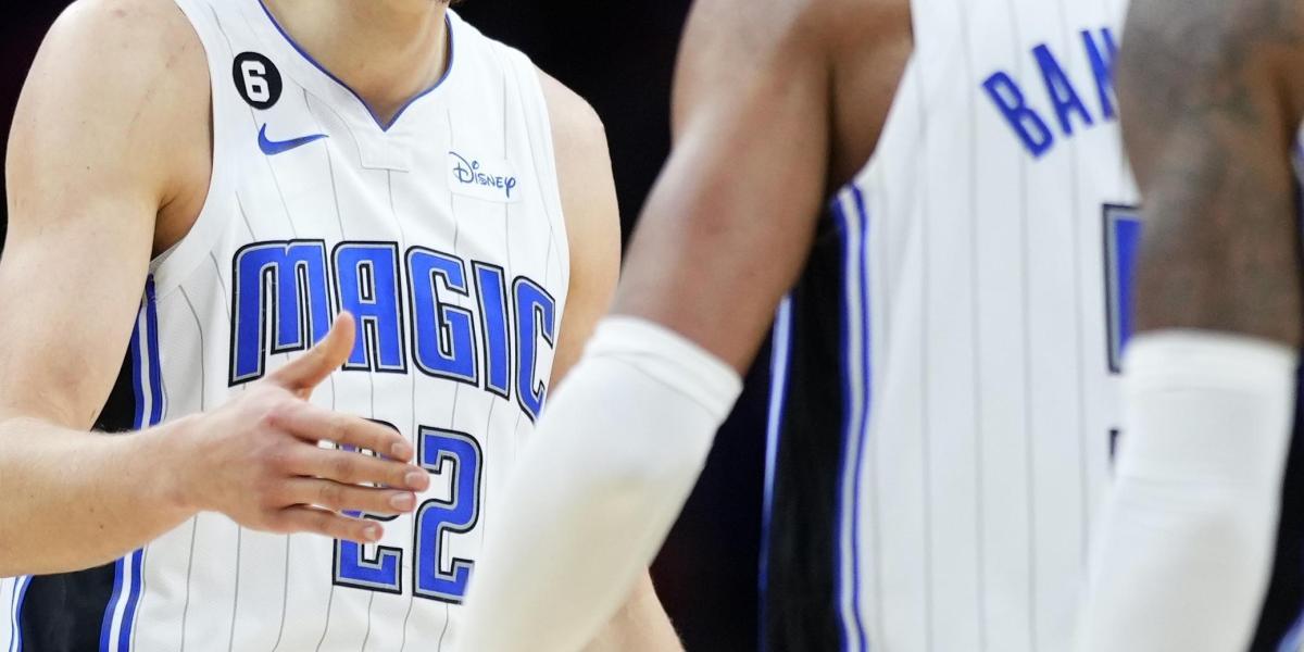 Los jugadores denuncian el apoyo de los Magic a un político racista