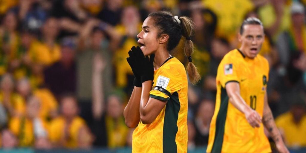 Mary Fowler, guantes en las botas... y en las manos