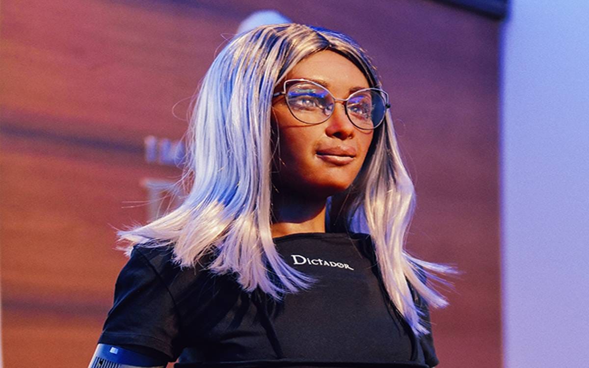 'Mika' la primera robot con IA que se convierte en CEO de una empresa