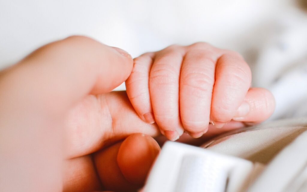 Muere bebé en Centro de Salud de Colima; tenía 24 hrs sin comer