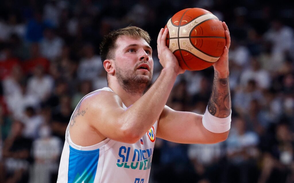 Mundial de Baloncesto 2023: Luka Doncic arrasa con Venezuela | Video