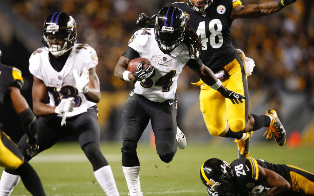 NFL lamenta el fallecimiento del corredor Alex Collins, de 28 años