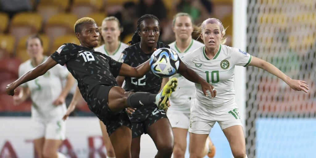 Nigeria asegura su pase a octavos tras un empate frente a Irlanda