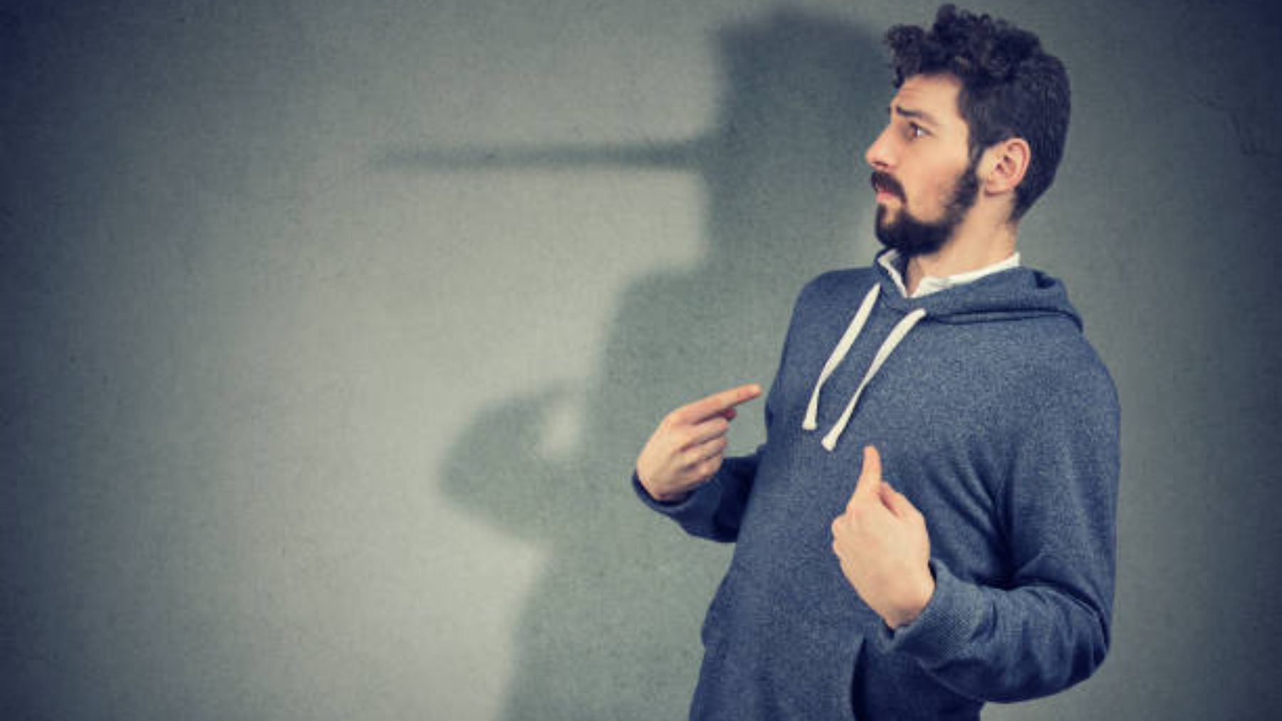 No te fíes nunca de ellos. Así es cómo te mienten los signos del zodiaco