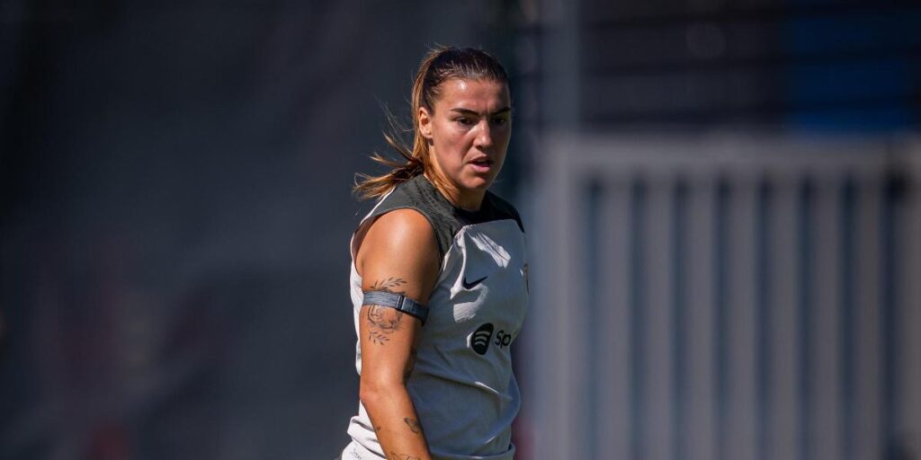 Patri Guijarro: "Es increíble ganar tres títulos, pero siempre queremos mejorar"