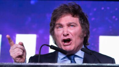 Quién es Javier Milei, el candidato más votado en las primarias presidenciales en Argentina
