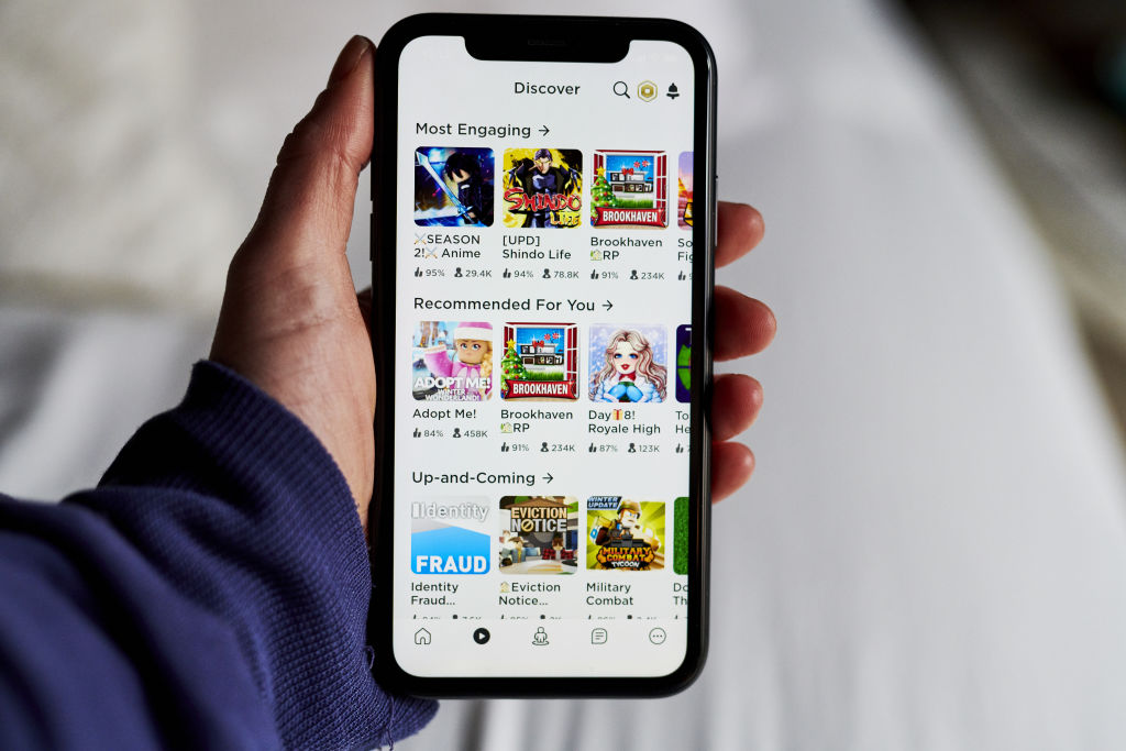 Roblox se enfrenta a una nueva demanda colectiva alegando que facilita el juego infantil