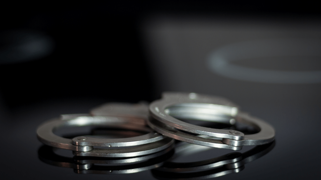 Sentencian a cadena perpetua a enfermera que mató a 7 bebés en Gran Bretaña