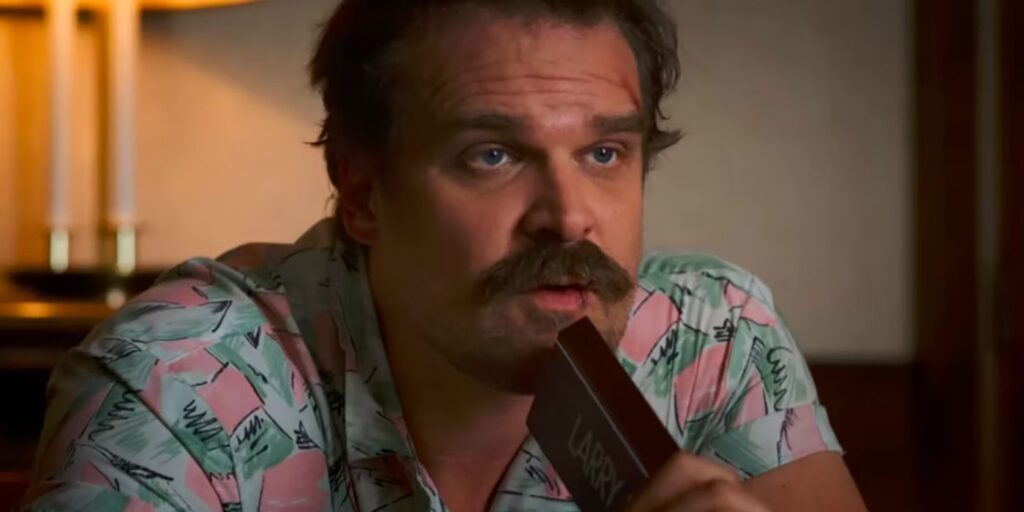 Stranger Things David Harbour recuerda la promoción "Cringey" con los fanáticos hace 6 años