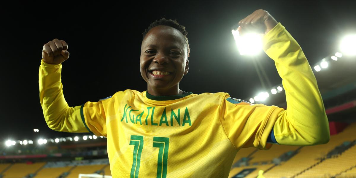 Thembi Kgatlana: superación, fuerza y orgullo