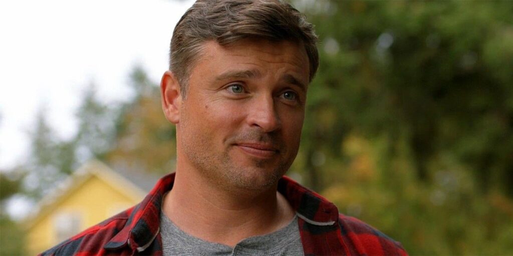 Tom Welling obtiene el cameo de Superman Arrowverse que merecía en el nuevo fan art de Smallville