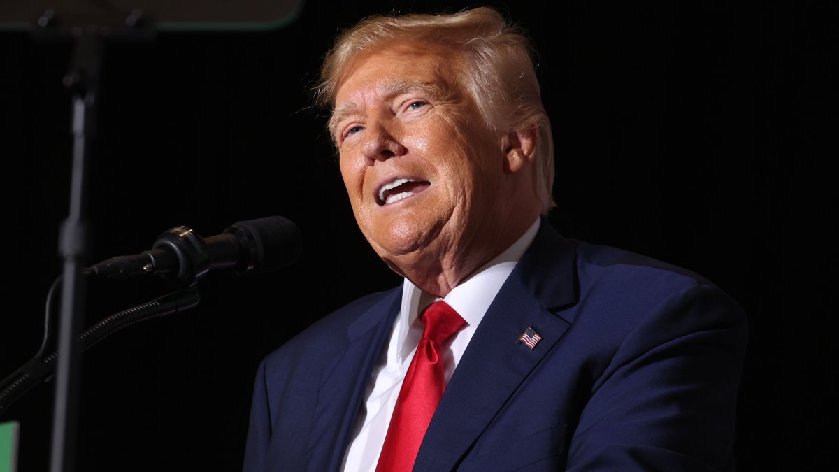 Trump buscará un nuevo juez en el caso de asalto al Capitolio