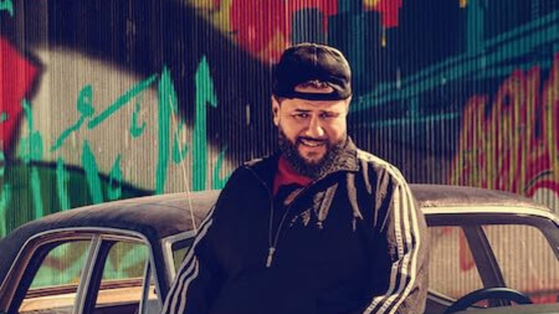 Una temporada y ocho episodios. Netflix vuelve a arrasar con la miniserie de comedia del verano