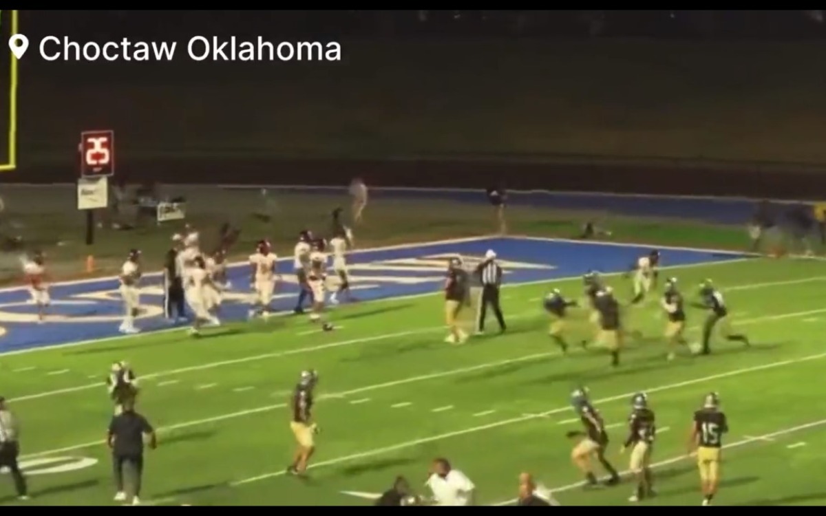 Video | Tiroteo durante partido de futbol americano en EU; muere un adolescente