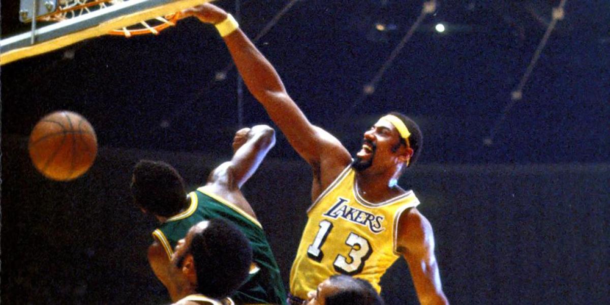 Wilt Chamberlain sigue aspirando a batir récords: su camiseta vale 4 millones