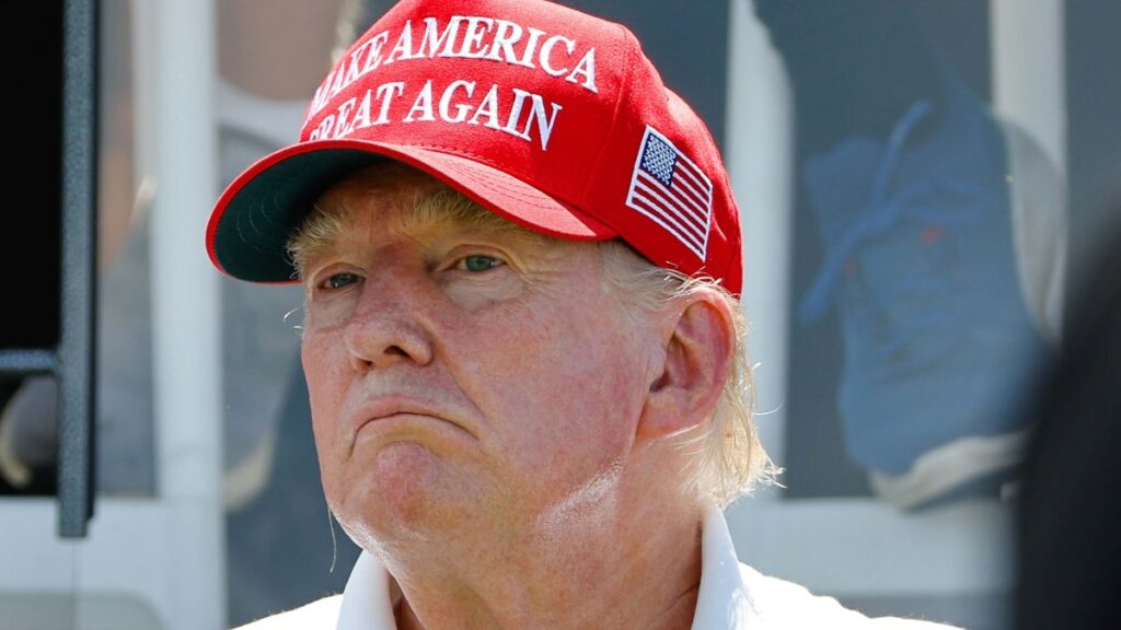 casi 22 años de prisión para mujer que quiso envenenar a Trump