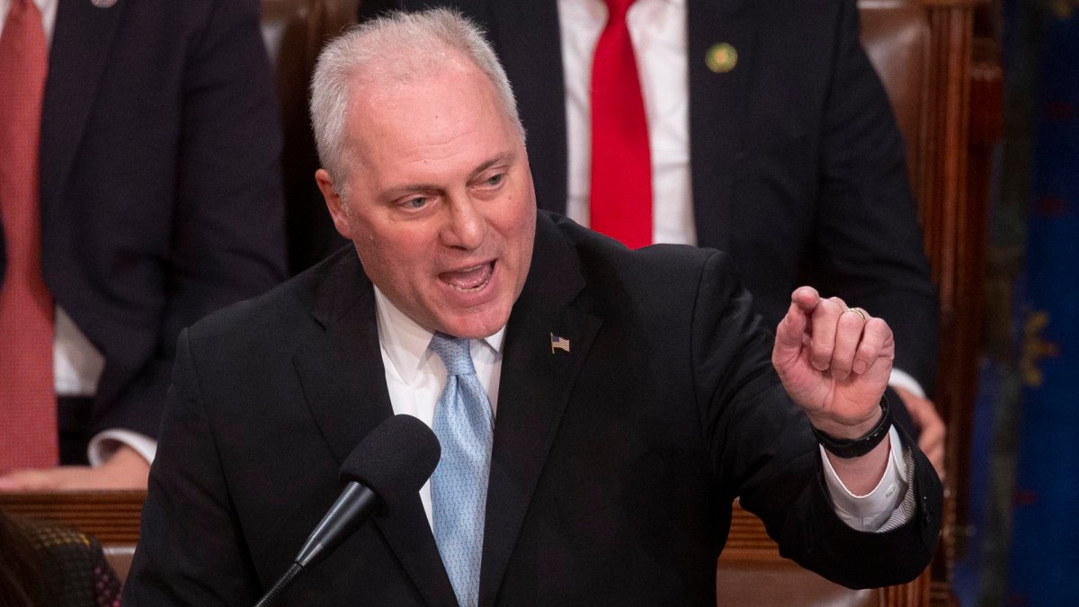 líder de mayoría republicana en la Cámara baja anuncia que tiene cáncer