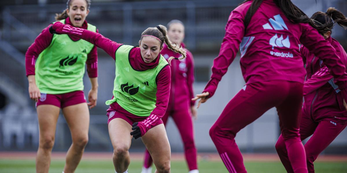 "Canto y bailo todo lo que me pongan por delante"