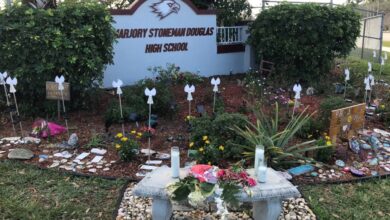 recrean tiroteo en escuela de Parkland por demanda