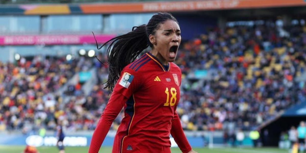 ¡Golazo de Salma y a semifinales!