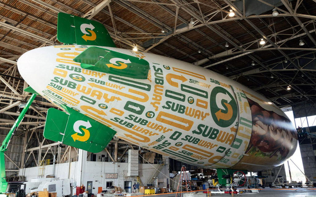 ¡Subway abre restaurante aéreo! Dirigible recorrerá ciudades de EU