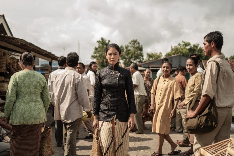 El drama indonesio Dian Sastrowardoyo, la cigarrera, llegará a netflix El drama indonesio Dian Sastrowardoyo, la cigarrera, llegará a netflix