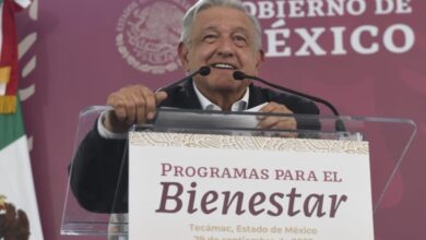 AMLO busca que pensión para adultos mayores sea mensual