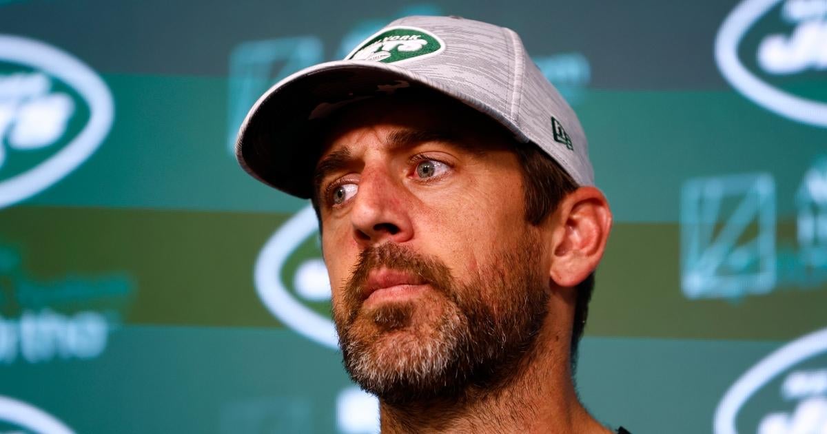 Aaron Rodgers se somete a una cirugía