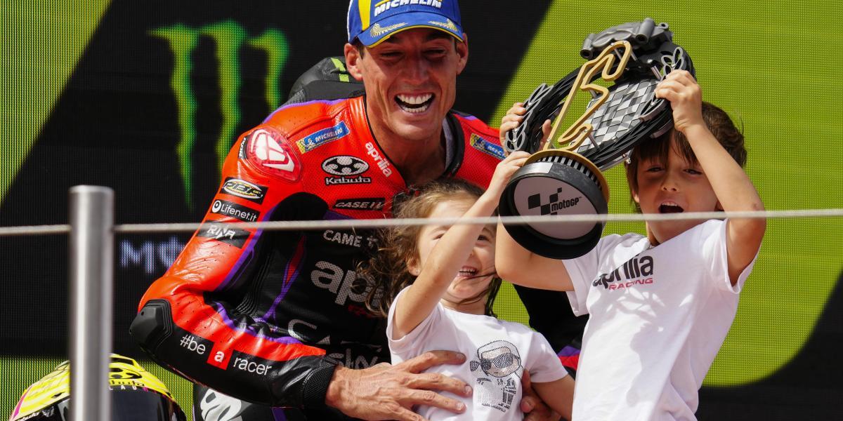 Aleix Espargaró se reivindica y saca justamente pecho
