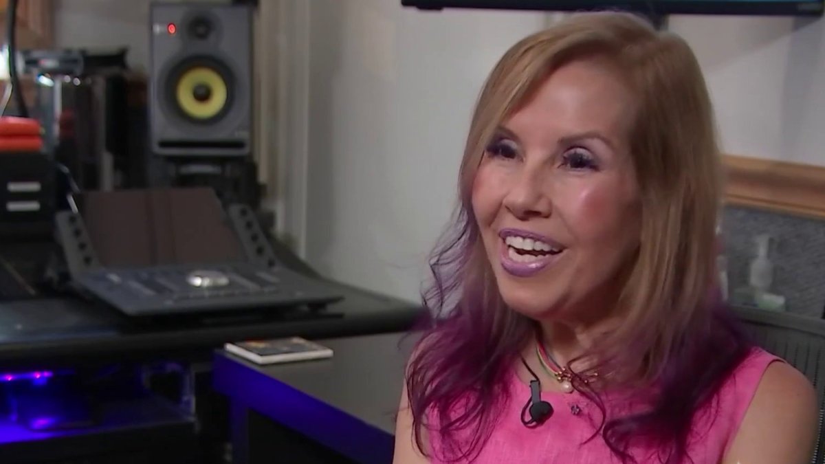 Angelines Santana resplandece con su voz en el cine y la televisión de Hollywood