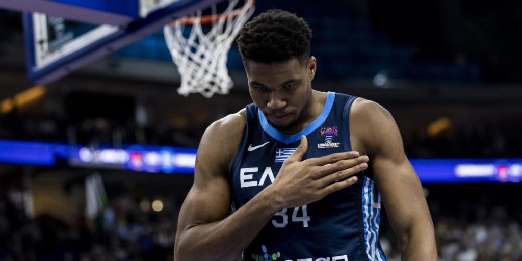 Antetokounmpo apoya a Lyles: "Es un tema de arrogancia"