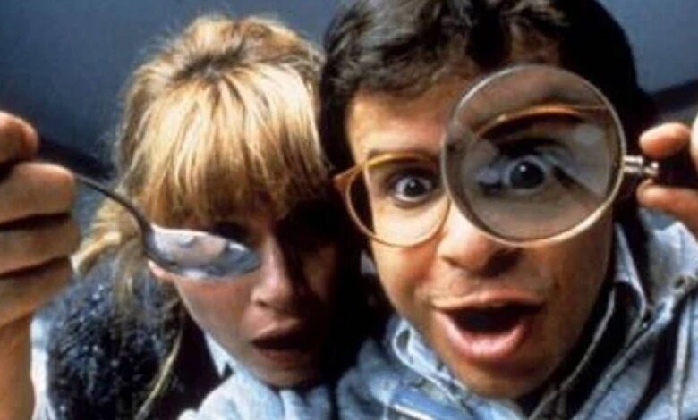 Cariño, encogí a los niños como una película de terror con clasificación R que convierte a Rick Moranis en un asesino sádico