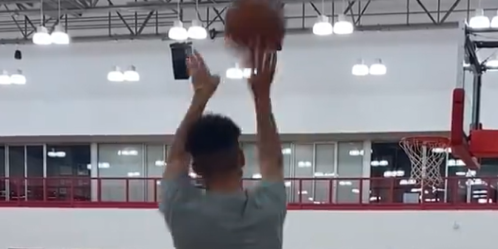 Curry está definitivamente loco: no hay manera de que pueda hacer esto