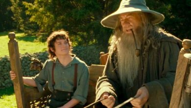 El arte de estilo animado de El Señor de los Anillos tiene a Frodo y Gandalf en un raro momento de paz