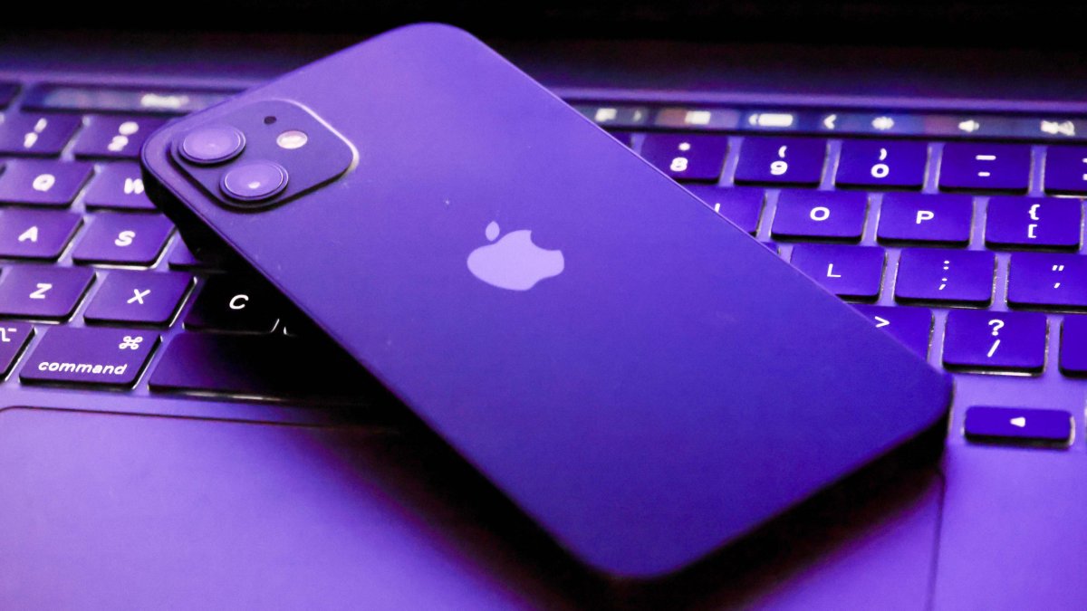 Francia retira del mercado el iPhone 12 por sus niveles de radiación