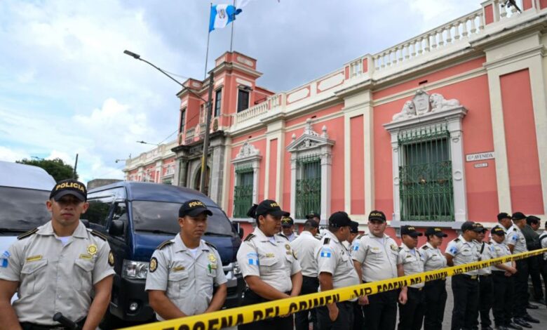Guatemala: fiscales secuestran actas electorales tras nuevo allanamiento