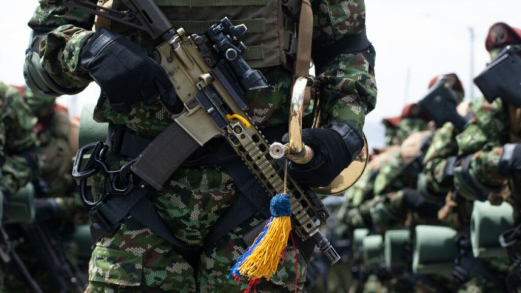 Investigarán a general por el asesinato de candidato presidencial en Colombia