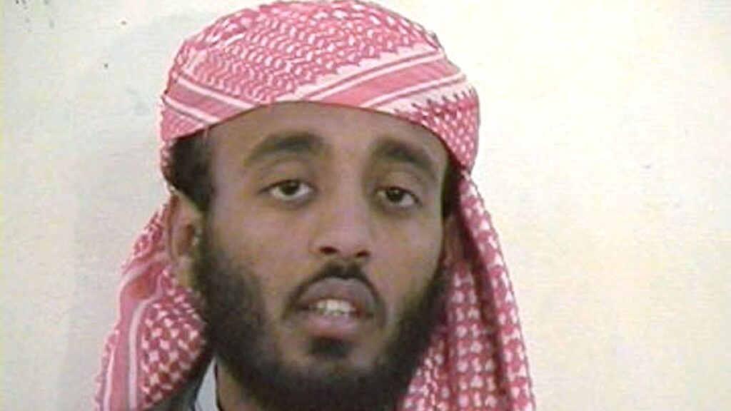 Juez falla que acusado por ataques del 9/11 está demasiado trastornado por torturas para ir a juicio