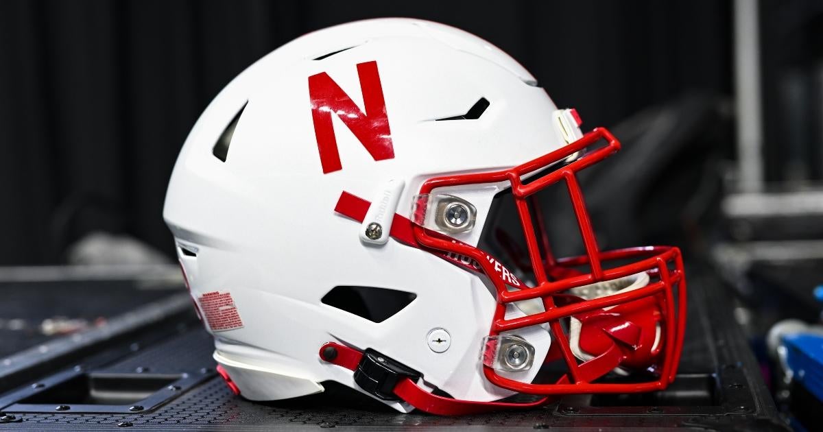Jugador de fútbol de Nebraska arrestado dos veces en tres semanas